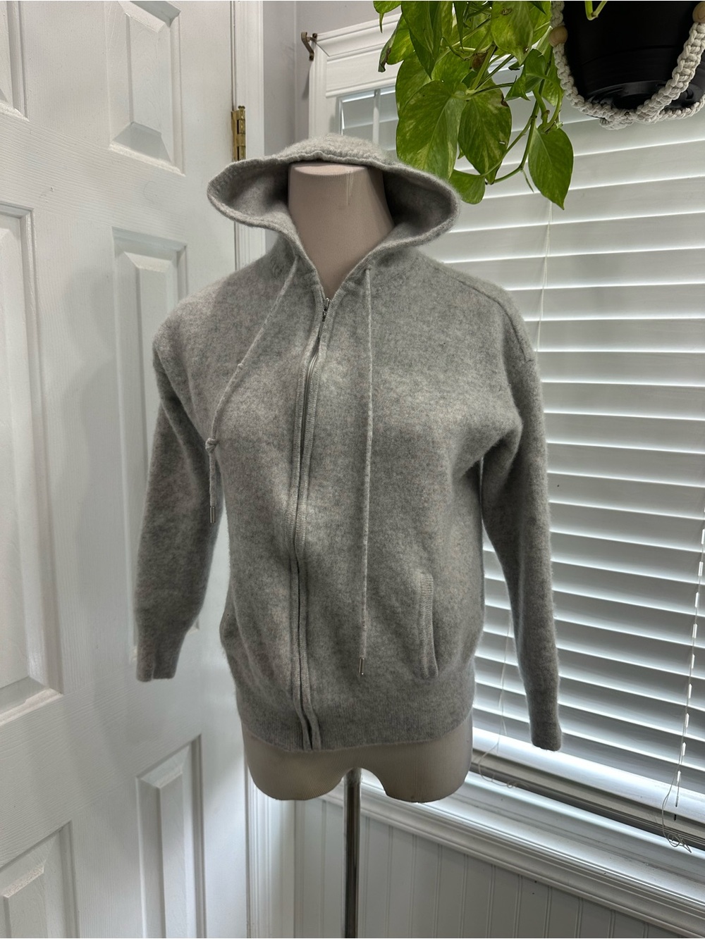 Charter Club Light Gray Hooded Zip-Up Sweater